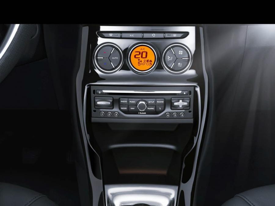  Citroen C3 2013 года  (фото 8 из 38)